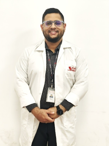 Dr. Akshay Vijay Ghate 